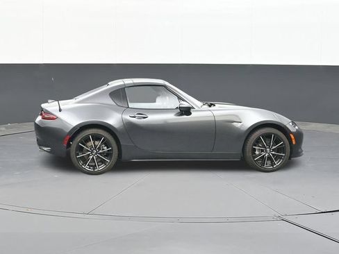 Used 2024 MAZDA MX-5 Miata RF Grand Touring RWD image 17