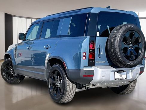 New 2025 Land Rover Defender 110 S image 3