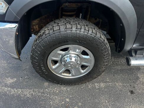 Used 2015 RAM 2500 SLT AWD/4WD image 2