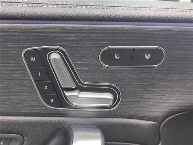 Used 2023 Mercedes-Benz CLA 250 4MATIC image 11