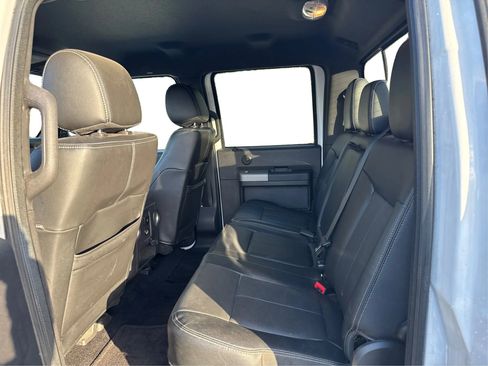 Used 2015 Ford F250 Lariat w/ Chrome Package image 13