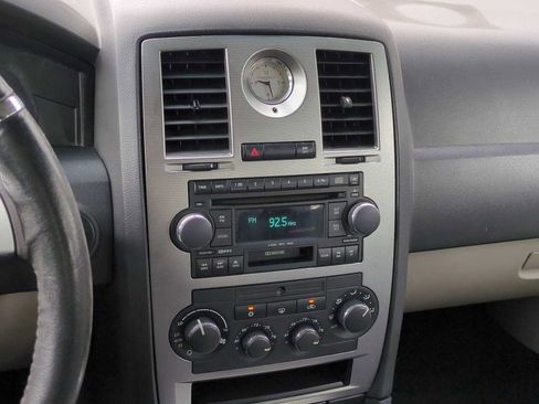 Used 2006 Chrysler 300 SRT8 w/ SRT Option Group I image 29