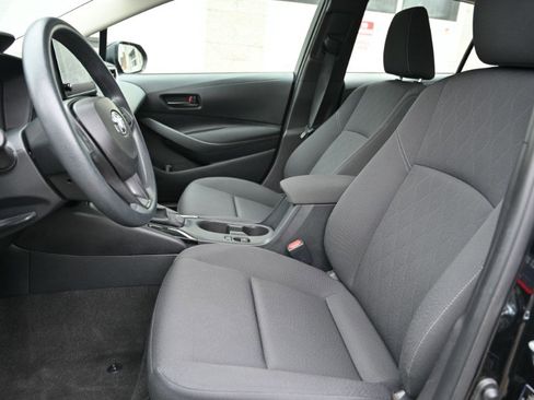 Used 2024 Toyota Corolla LE image 12