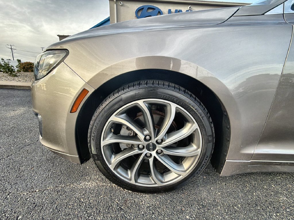 Used 2018 Lincoln MKZ Reserve w/ Magnetic Appearance Package AWD/4WD image 18