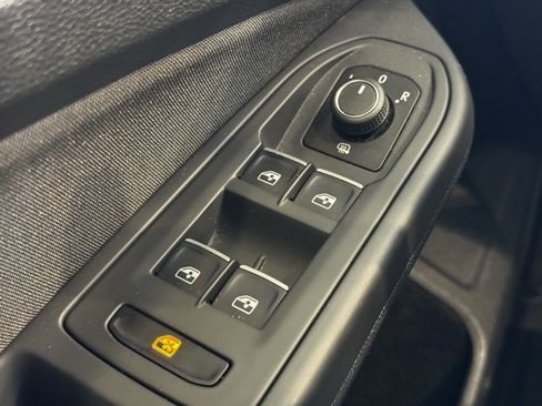 Used 2022 Volkswagen GTI S image 29