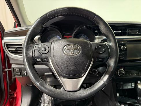 Used 2014 Toyota Corolla S image 21
