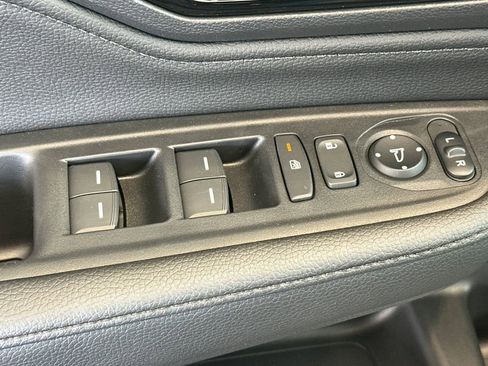 New 2026 Honda Odyssey Touring image 11