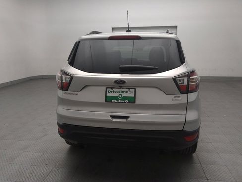 Used 2017 Ford Escape SE w/ Equipment Group 201A FWD image 7