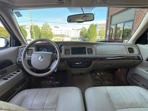 Used 2009 Mercury Grand Marquis LS RWD image 23