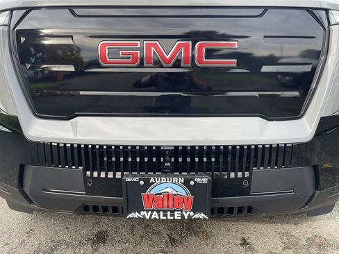 New 2026 GMC Sierra EV Elevation AWD/4WD image 29