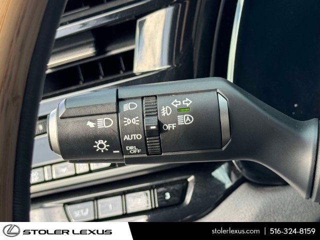 Used 2023 Lexus RX 350 w/ Accessory Package (2T) AWD/4WD image 28