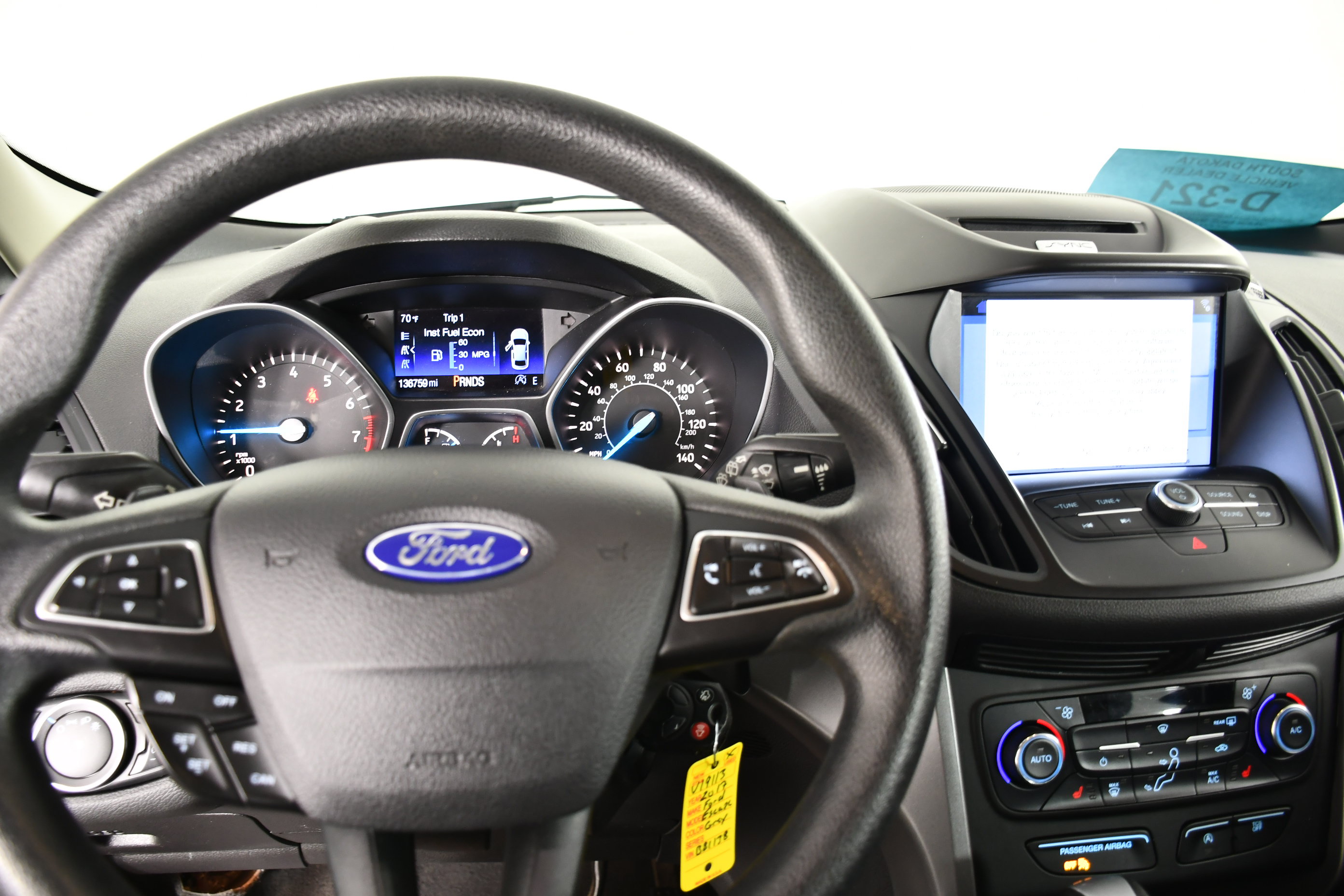 Used 2017 Ford Escape SE w/ Equipment Group 201A AWD/4WD image 16