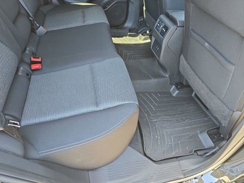 Used 2021 Nissan Rogue SV FWD image 12