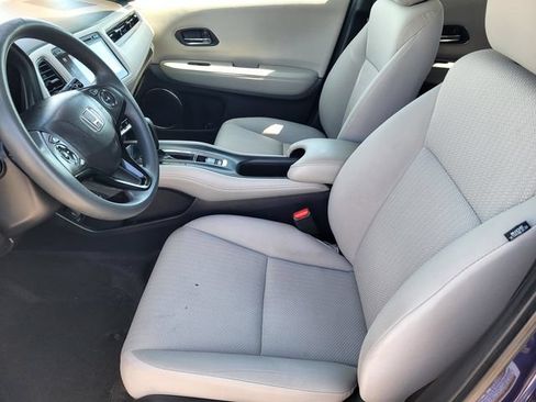 Used 2017 Honda HR-V EX image 17