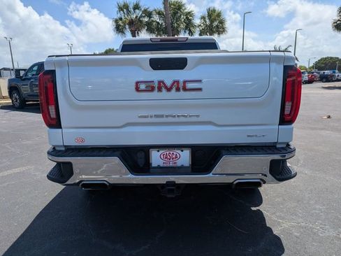 Used 2019 GMC Sierra 1500 SLT w/ SLT Premium Package AWD/4WD image 4