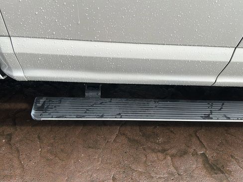 Used 2016 Ford F150 Lariat w/ Equipment Group 502A Luxury image 23