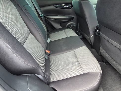 Used 2017 Nissan Rogue Sport SV FWD image 26