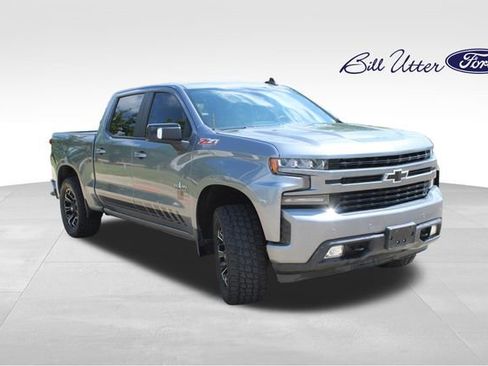 Used 2020 Chevrolet Silverado 1500 RST image 3