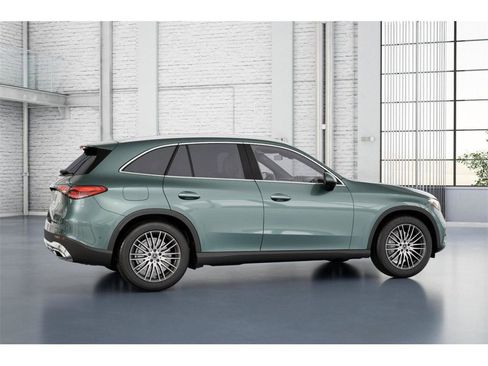 New 2026 Mercedes-Benz GLC 300 GLC 300 image 18