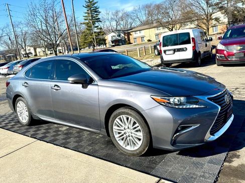 Used 2016 Lexus ES 350 w/ Navigation System Package FWD image 1