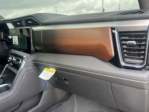 Certified 2025 GMC Sierra 1500 Denali w/ Denali Reserve Package image 30