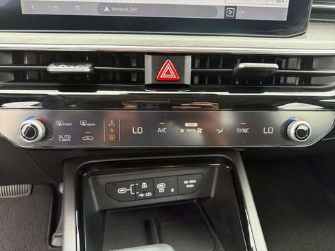 Used 2025 Kia K5 EX FWD image 21