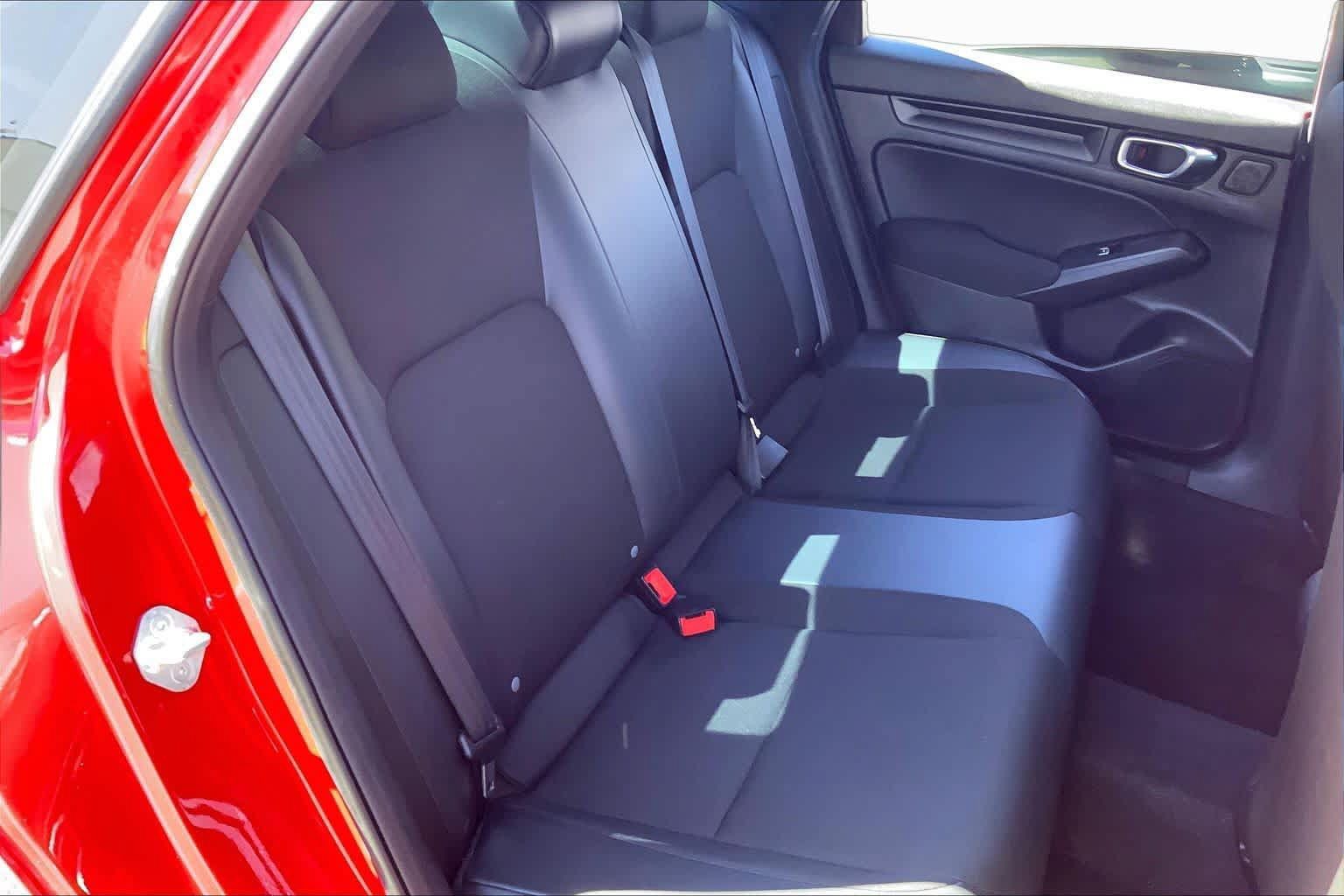 Used 2023 Honda Civic Sport image 19
