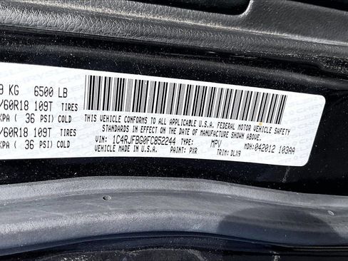 Used 2015 Jeep Grand Cherokee Limited w/ Luxury Group II image 30