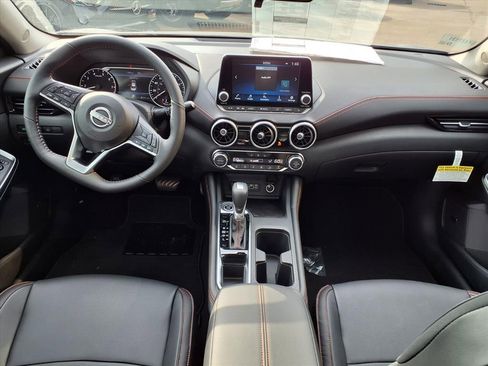 New 2025 Nissan Sentra SR w/ SR Premium Package image 9