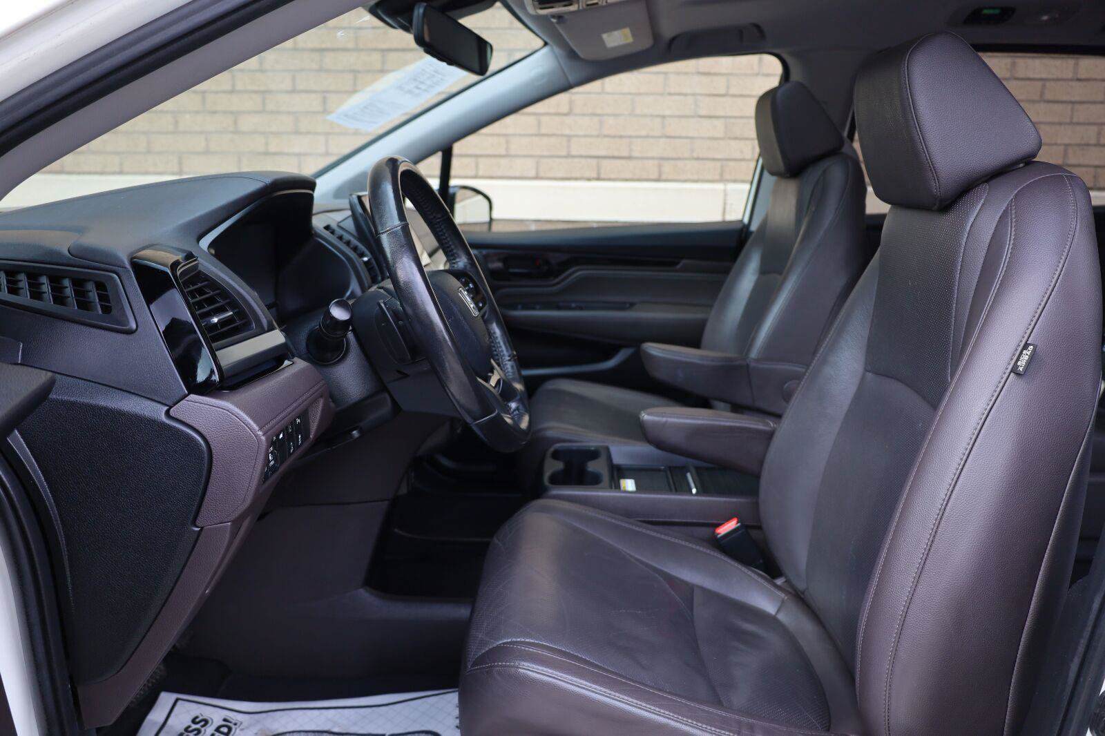 Used 2019 Honda Odyssey Elite image 17