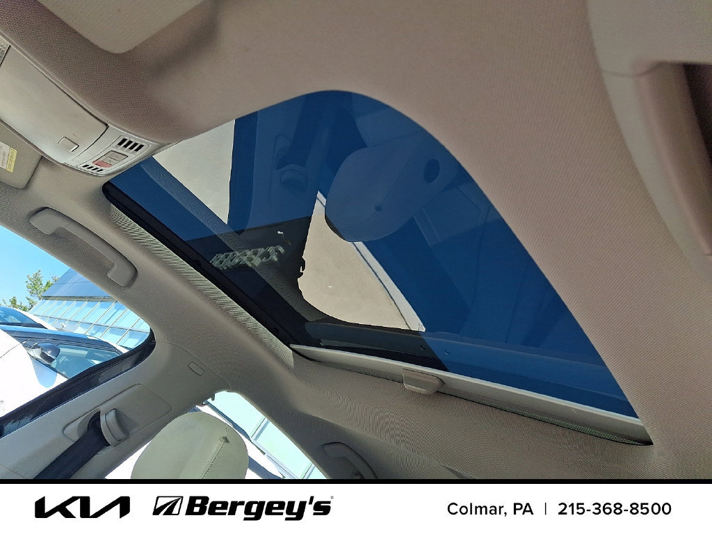 Used 2020 Volkswagen Jetta SE w/ SE Cold Weather Package FWD image 16
