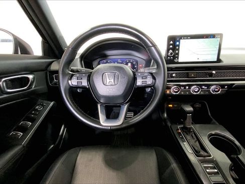 Used 2025 Honda Civic Sport image 4
