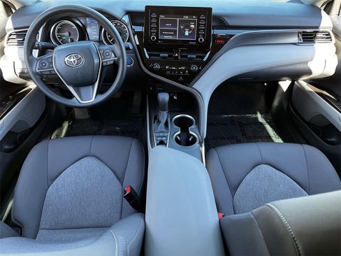 Used 2023 Toyota Camry LE image 8