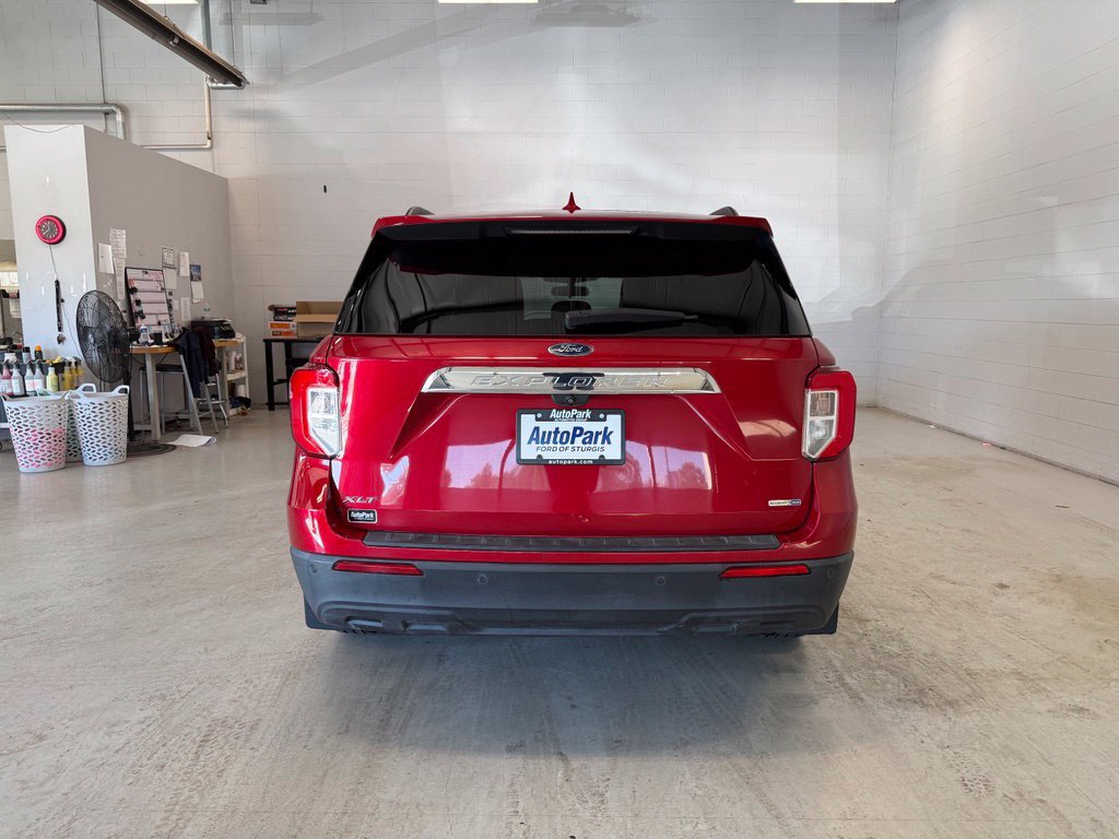 Certified 2020 Ford Explorer XLT w/ Equipment Group 202A AWD/4WD image 6