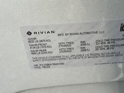 Used 2024 Rivian R1T Adventure image 27