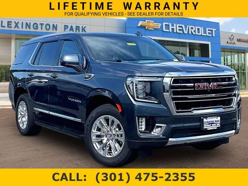 Used 2021 GMC Yukon SLT w/ SLT Premium Package AWD/4WD image 1