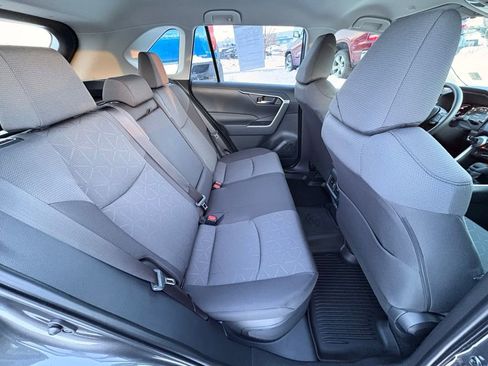 Used 2025 Toyota RAV4 XLE image 30