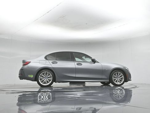 Used 2023 BMW 330e w/ Convenience Package RWD image 54