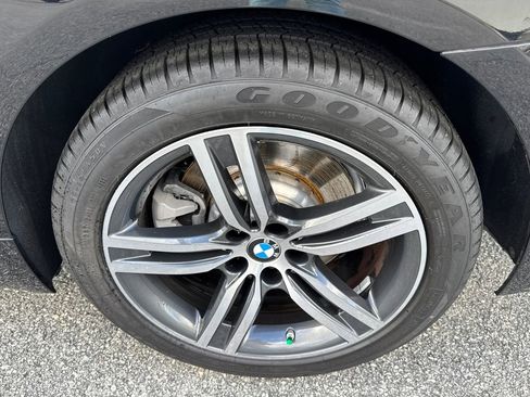 Used 2023 BMW 530i xDrive w/ Premium Package image 20