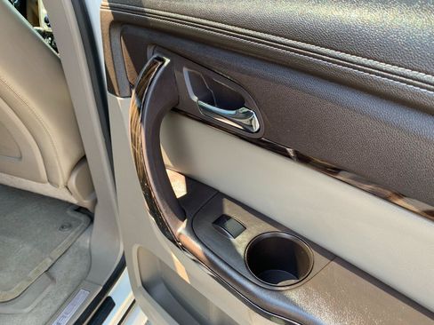 Used 2015 GMC Acadia Denali FWD image 37