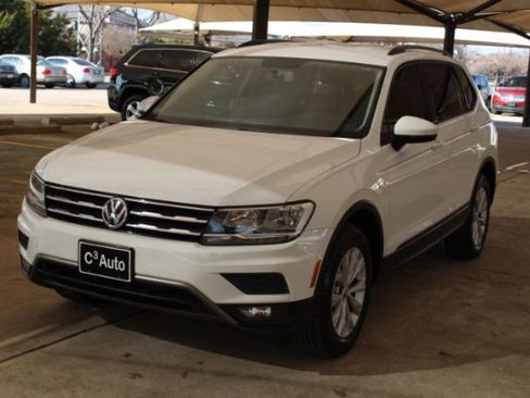 Used 2018 Volkswagen Tiguan S w/ Front Fog Lights Package image 3