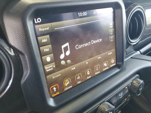 Used 2022 Jeep Gladiator Sport AWD/4WD image 26