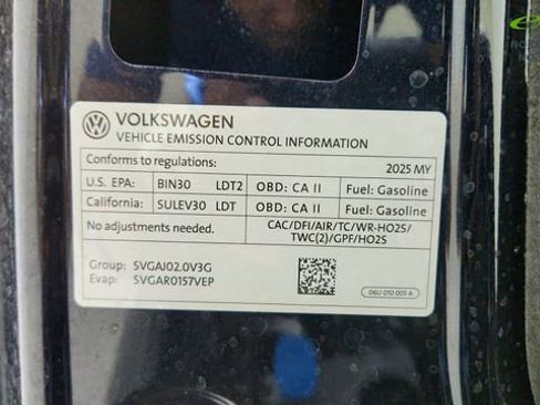 Used 2025 Volkswagen Tiguan SE R-Line AWD/4WD image 63