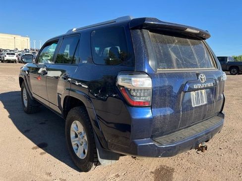 Used 2014 Toyota 4Runner SR5 AWD/4WD image 3