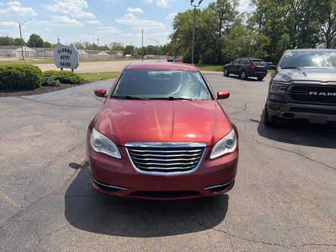 Used 2013 Chrysler 200 Touring image 6