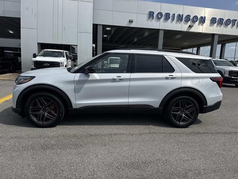 New 2026 Ford Explorer ST w/ Sun And Sound Package RWD image 8