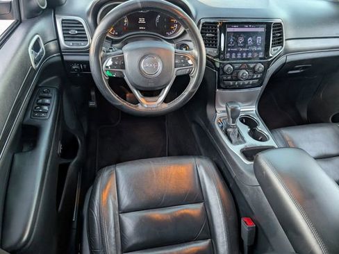 Used 2019 Jeep Grand Cherokee Limited image 9