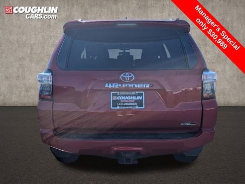 Used 2017 Toyota 4Runner SR5 image 6