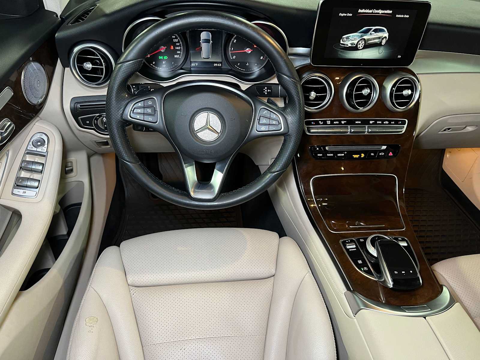 Certified 2018 Mercedes-Benz GLC 300 4MATIC image 43