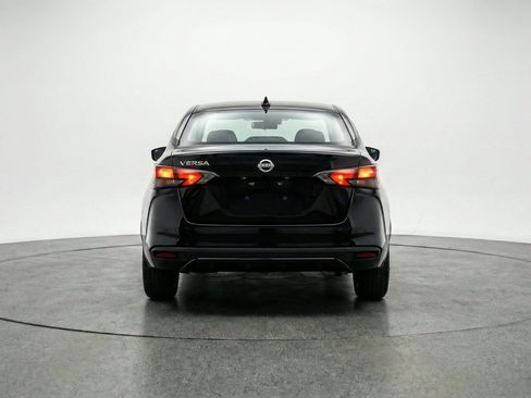 Used 2025 Nissan Versa SV FWD image 7
